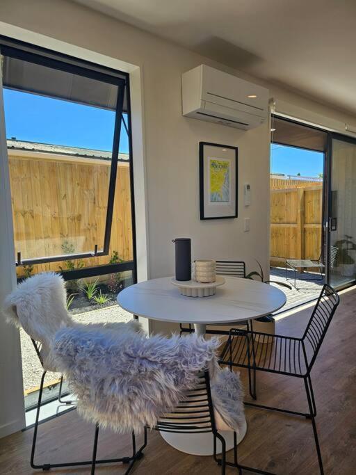 Cosy Central Home - Walk To Cbd & Free Escooters! كريستتشيرش المظهر الخارجي الصورة