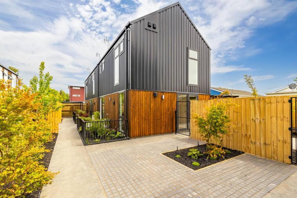 Cosy Central Home - Walk To Cbd & Free Escooters! كريستتشيرش المظهر الخارجي الصورة
